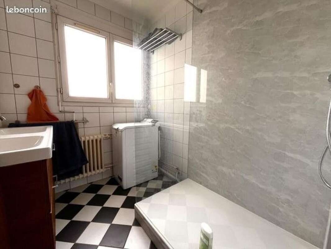 Appartement 66 m² à Reims  - photo 6