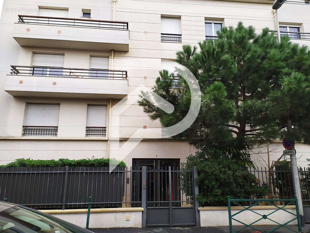 Appartement à COLOMBES