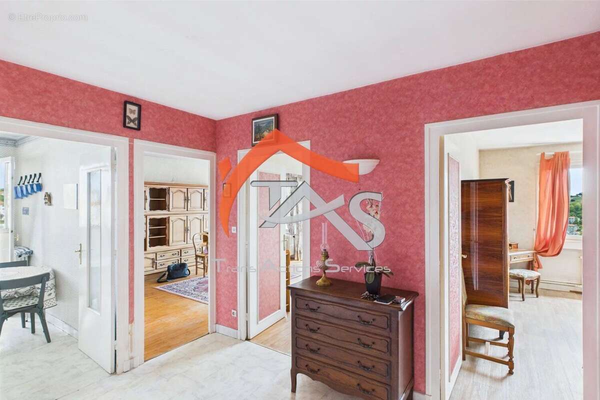 Appartement à SAINT-ETIENNE