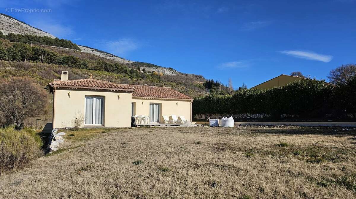 Maison à ESCRAGNOLLES