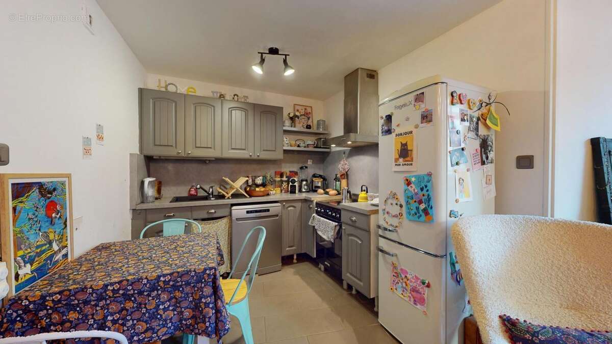 Appartement à LYON-5E