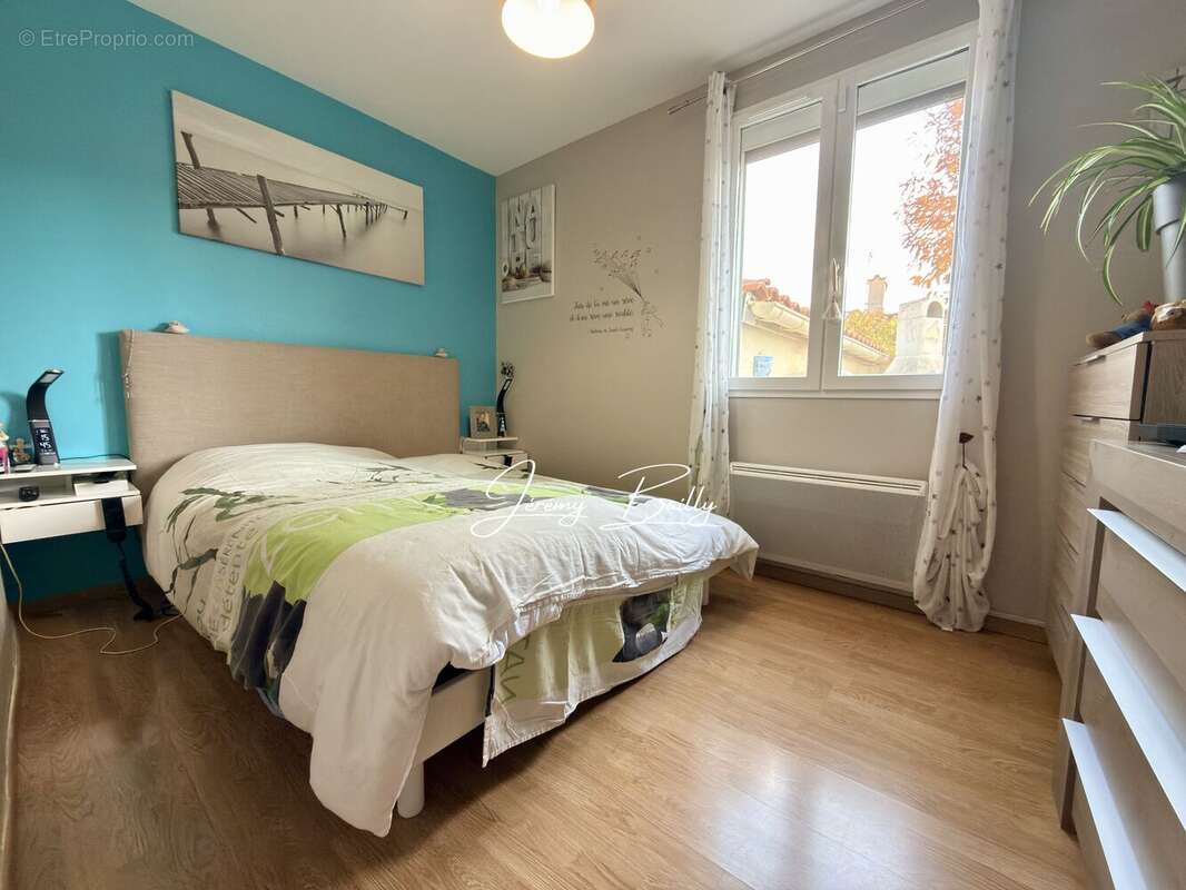 Maison à SAINT-ESTEVE