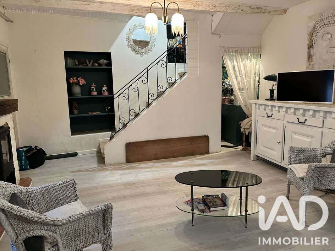 Photo 2 - Maison à CRUIS