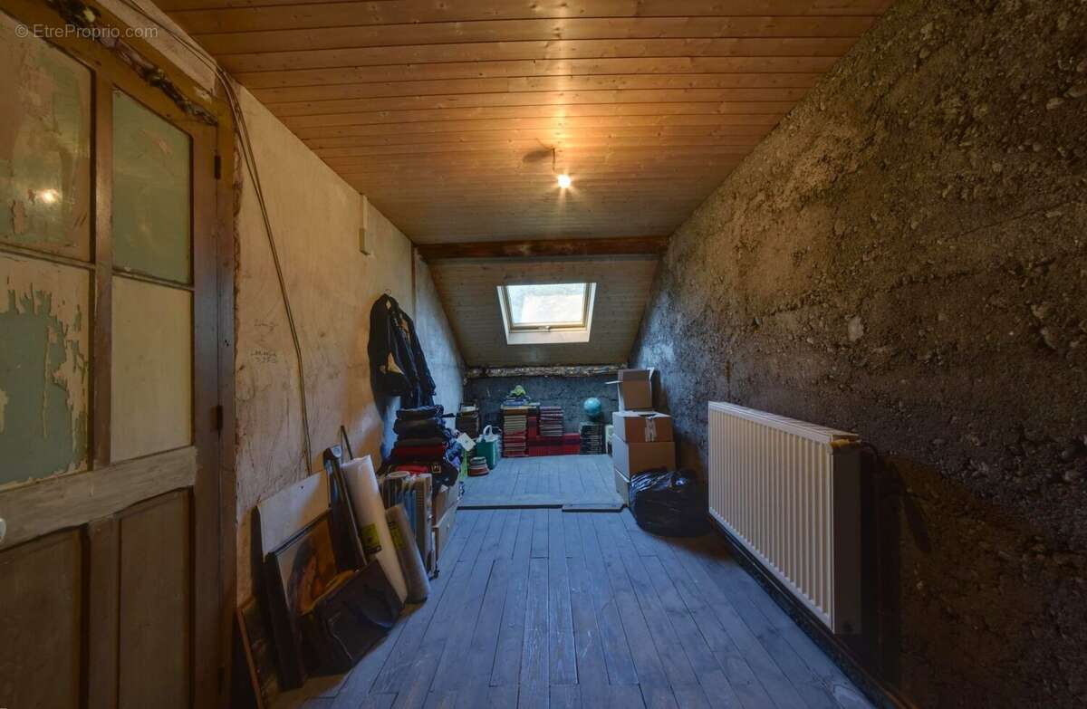 Maison à CHAMP-SUR-DRAC