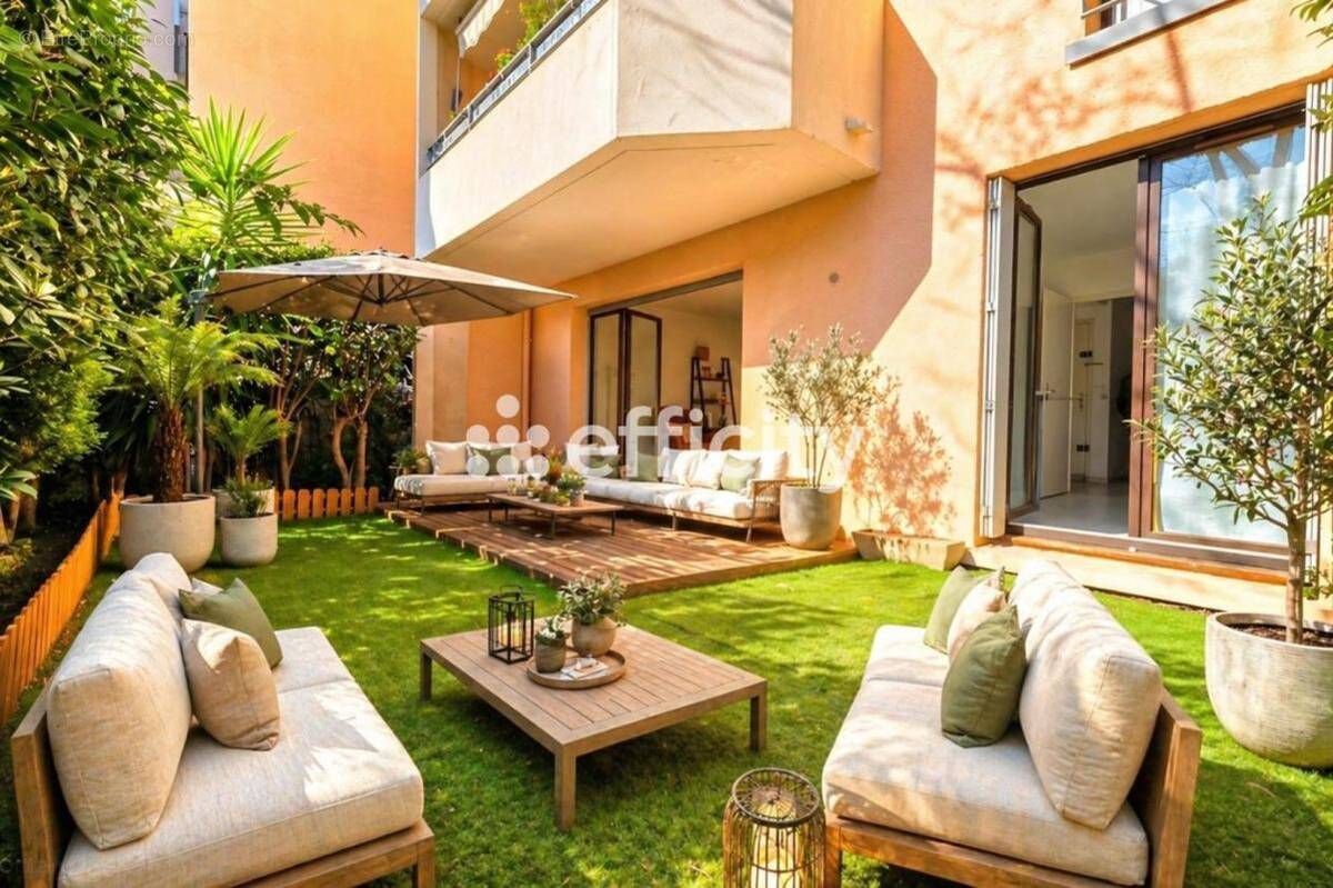 Appartement à MARSEILLE-9E