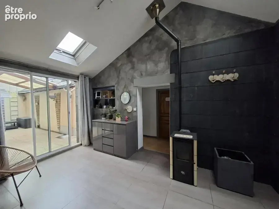 Maison 5 pièces 142 m² à vendre à Sable-Sur-Sarthe (72300) - photo 1379