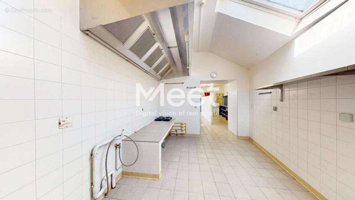 Maison 790 m² à Diges  - photo 7