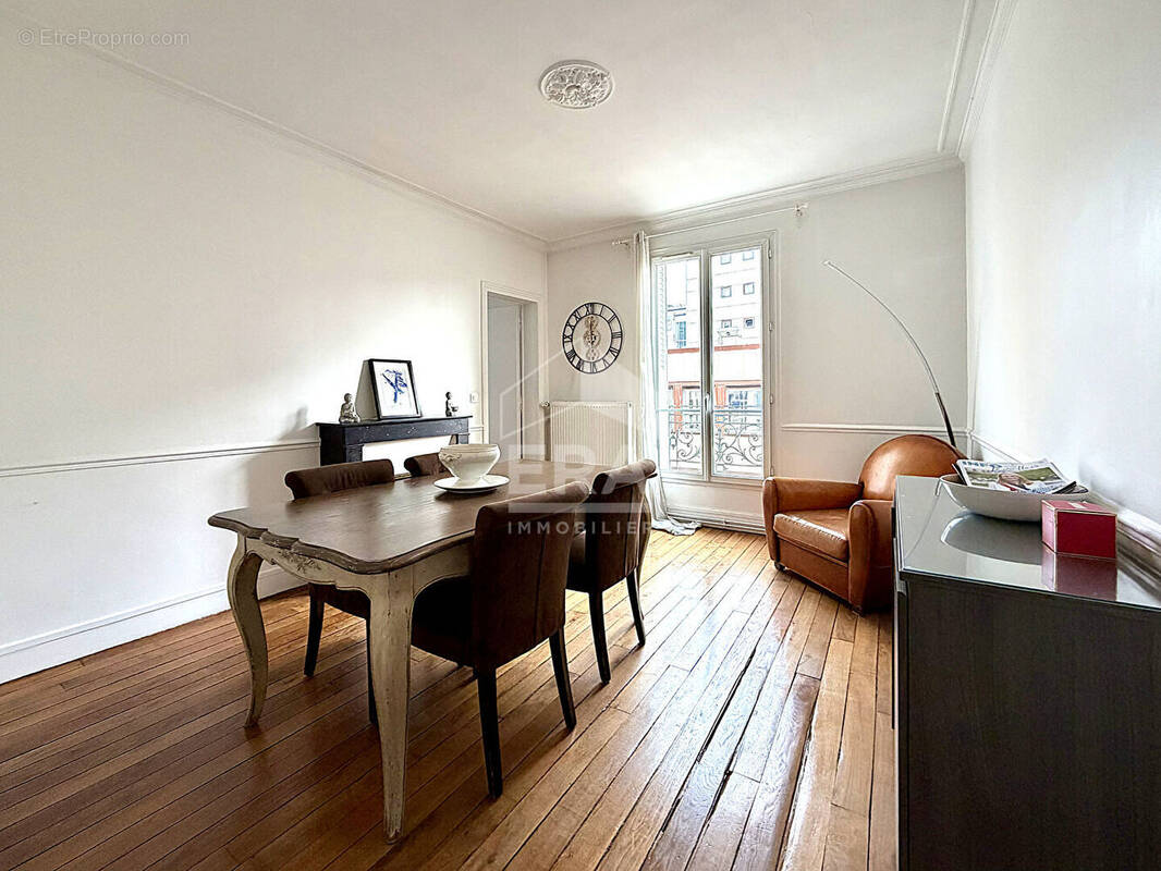 Appartement à LEVALLOIS-PERRET