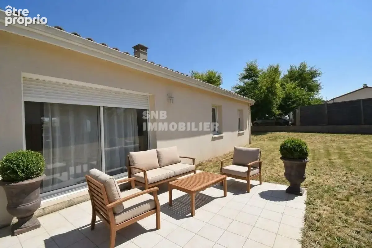 1790957631942 - Maison à ANGOULEME