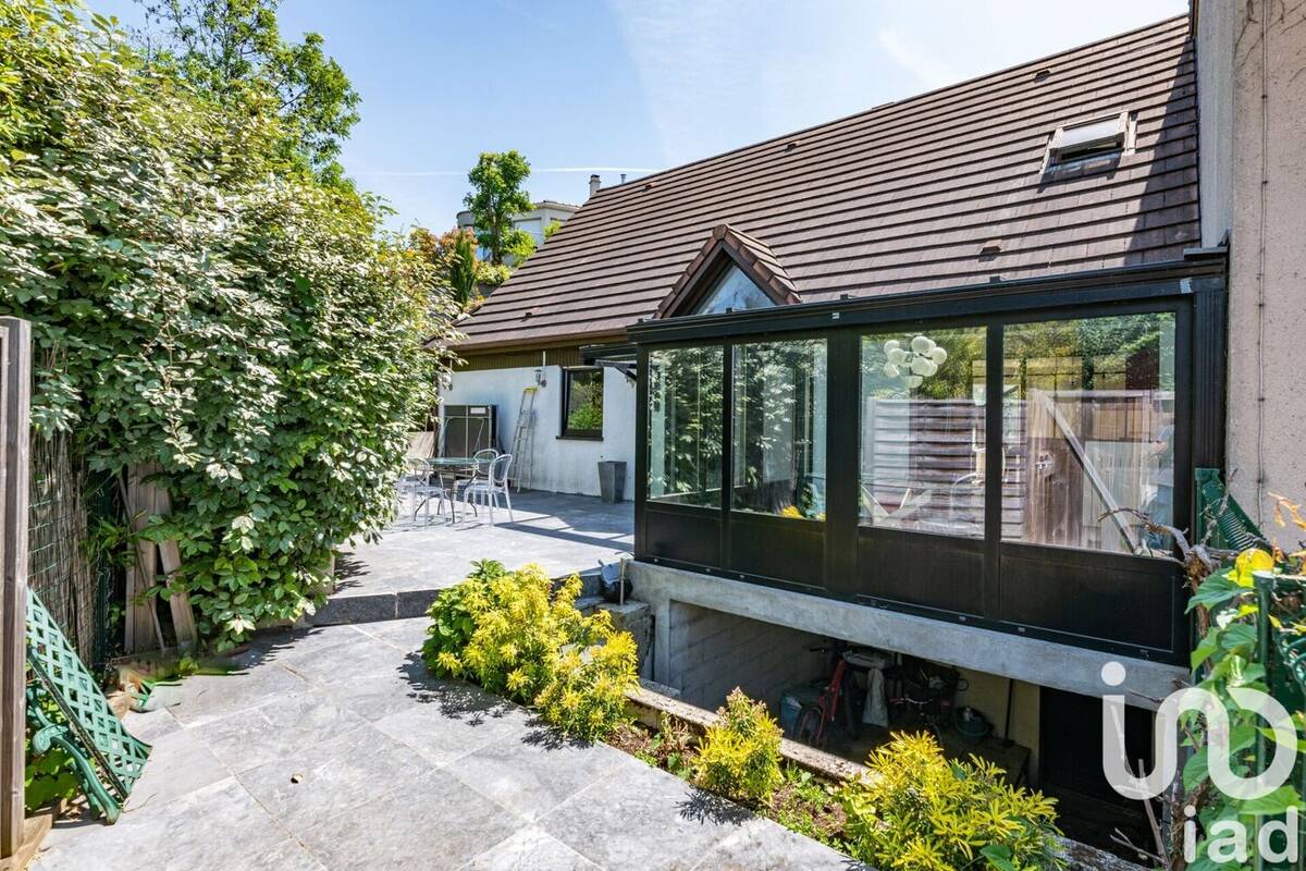 Photo 1 - Maison à CLAMART