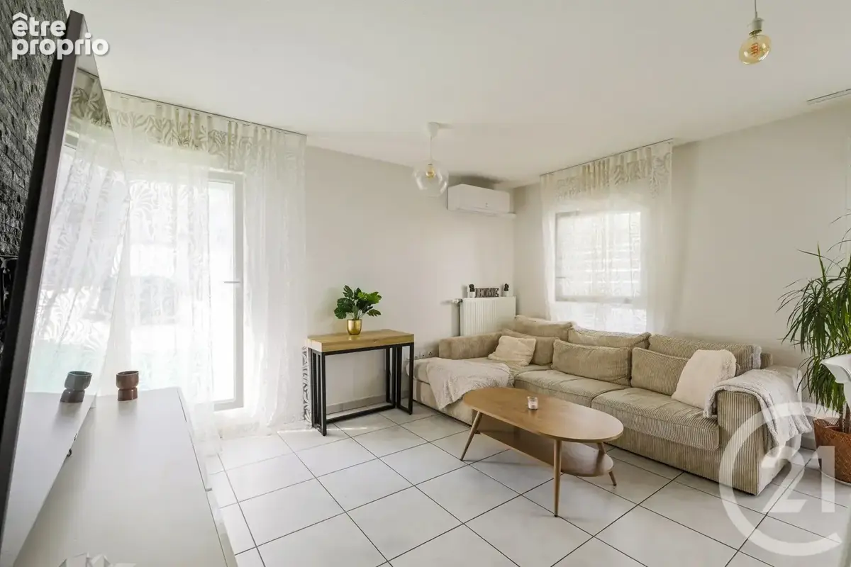 Appartement 4 pièces 78 m² à vendre à Echirolles (38130) - photo 4
