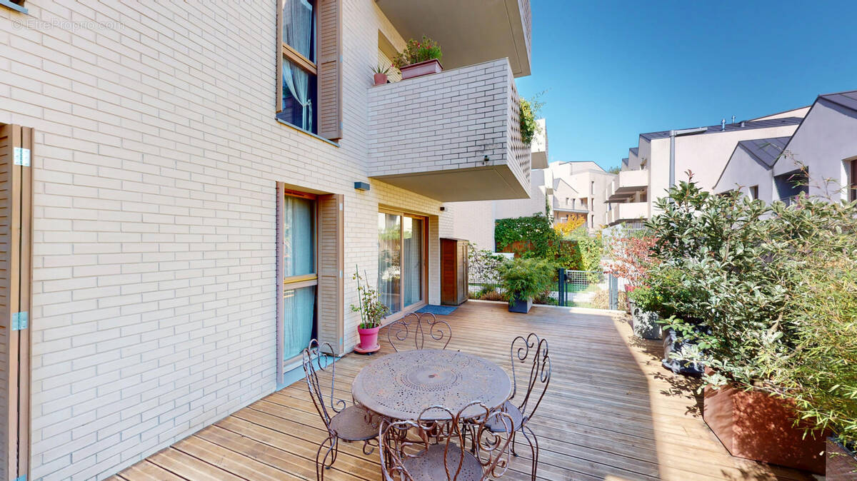 Appartement à BORDEAUX