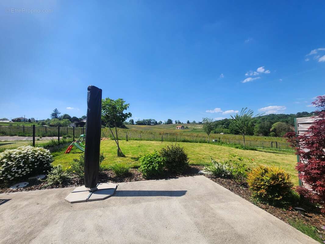 Maison à AIXE-SUR-VIENNE