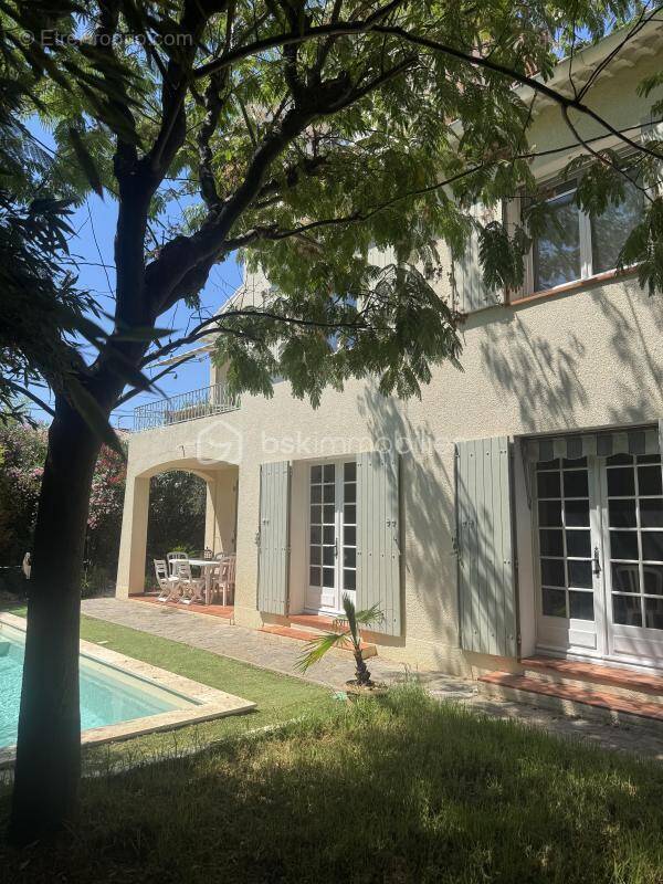 Maison à HYERES