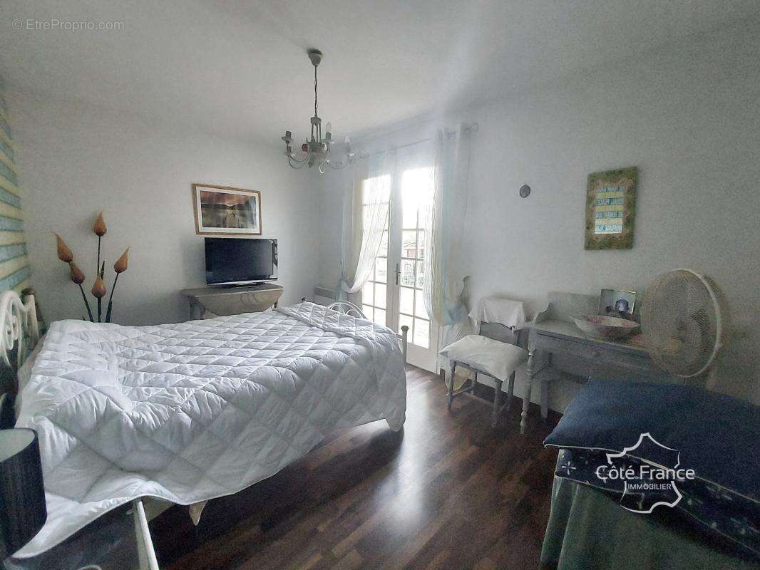 Maison à LANGON