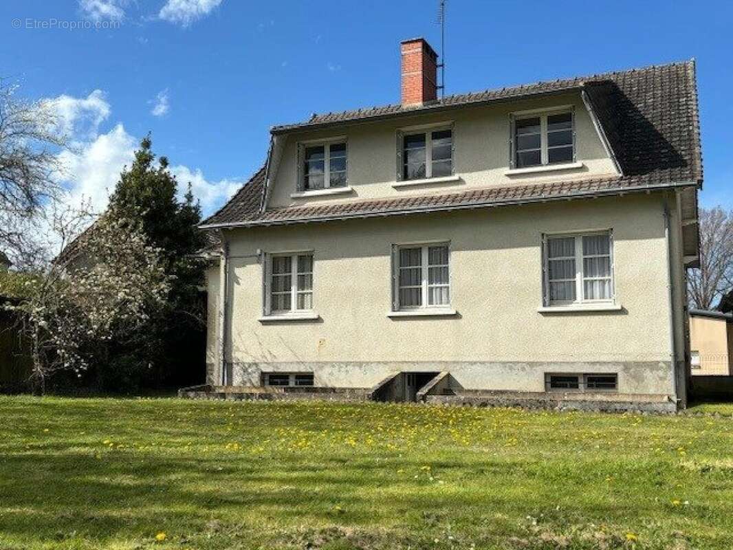 Photo 9 - Maison à SAINT-DENIS-DE-JOUHET