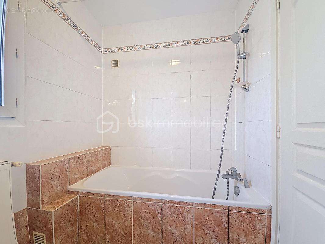 Maison à LIVRY-GARGAN