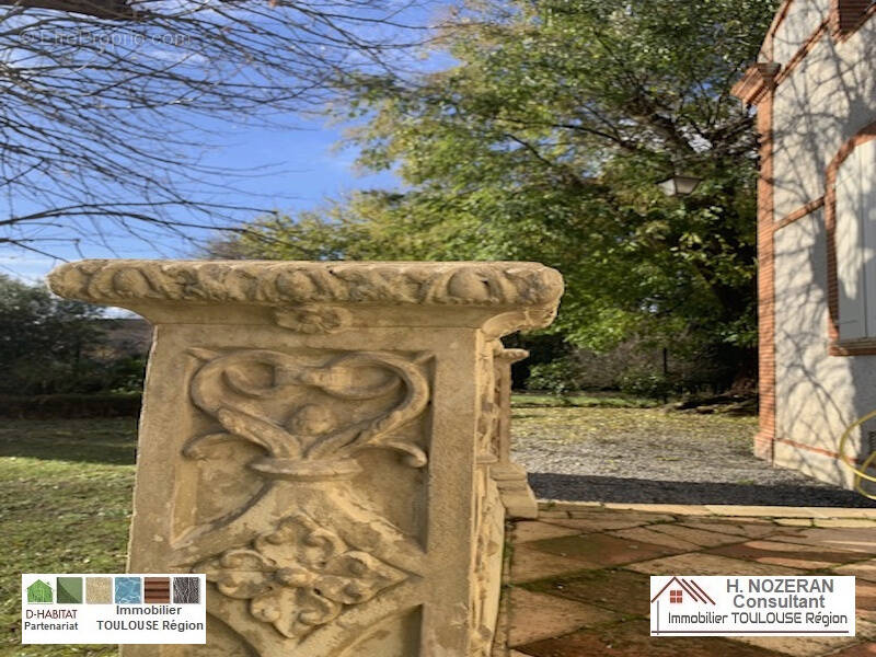 Maison à CASTELGINEST