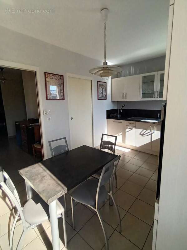 Appartement à MONTCEAU-LES-MINES