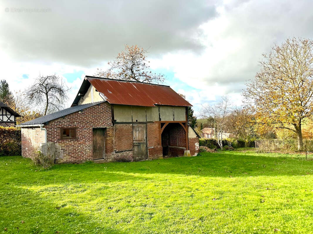 Maison à AUZOUVILLE-SUR-RY
