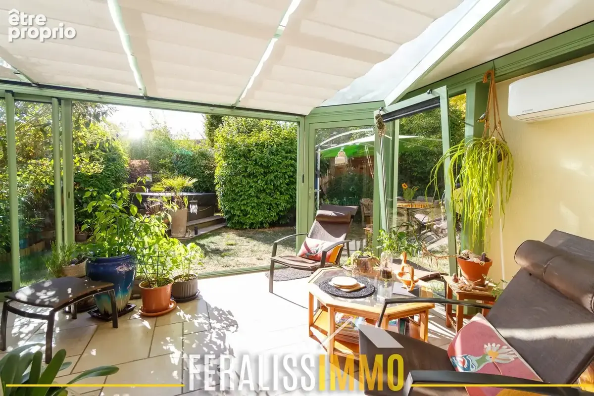 Maison familiale de 122 m2 avec jardin et espace jacuzzi ! - photo 2
