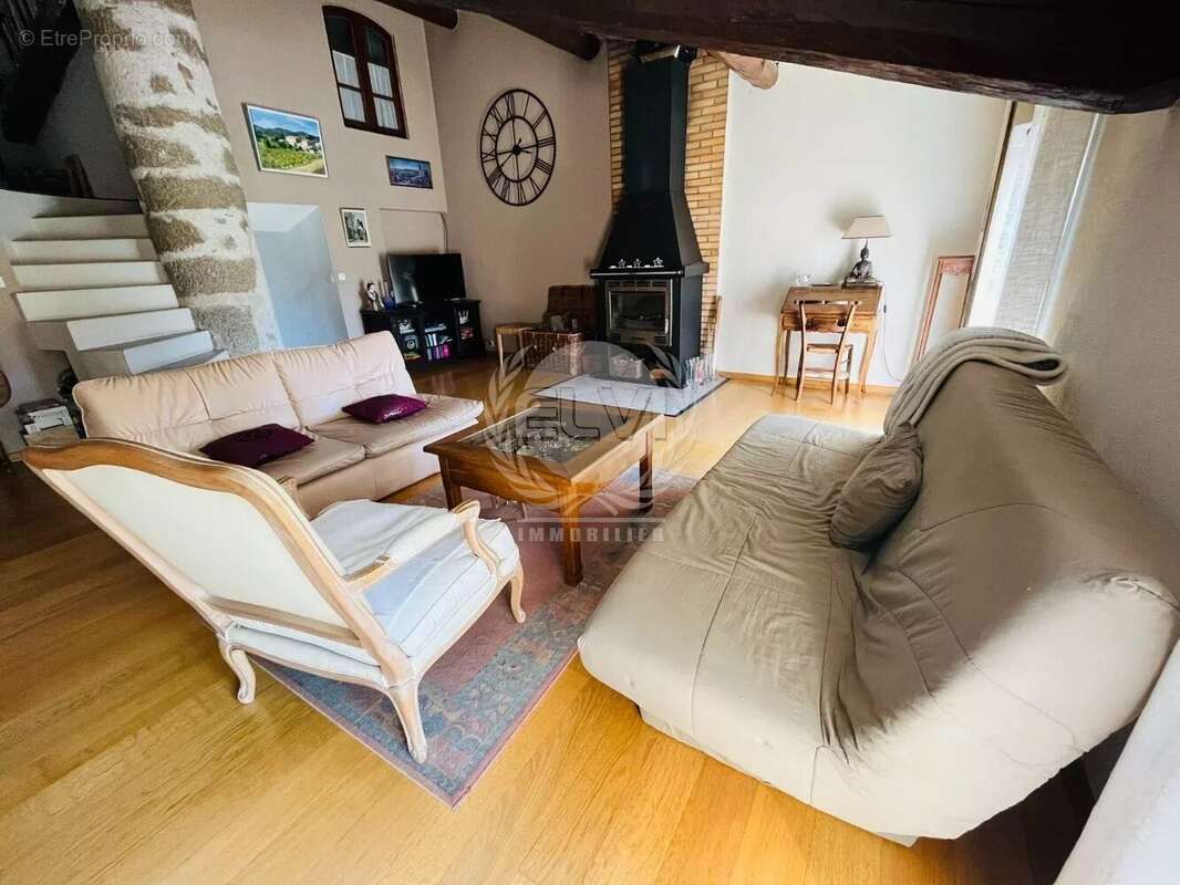 Maison à PLAN-DE-LA-TOUR