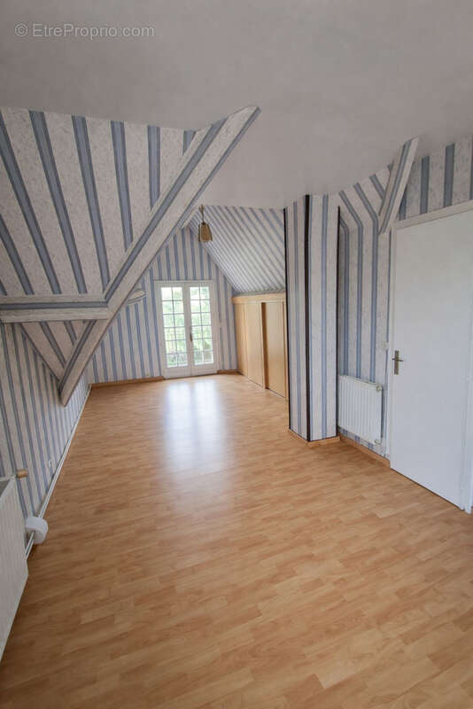 Maison à ROSNY-SUR-SEINE