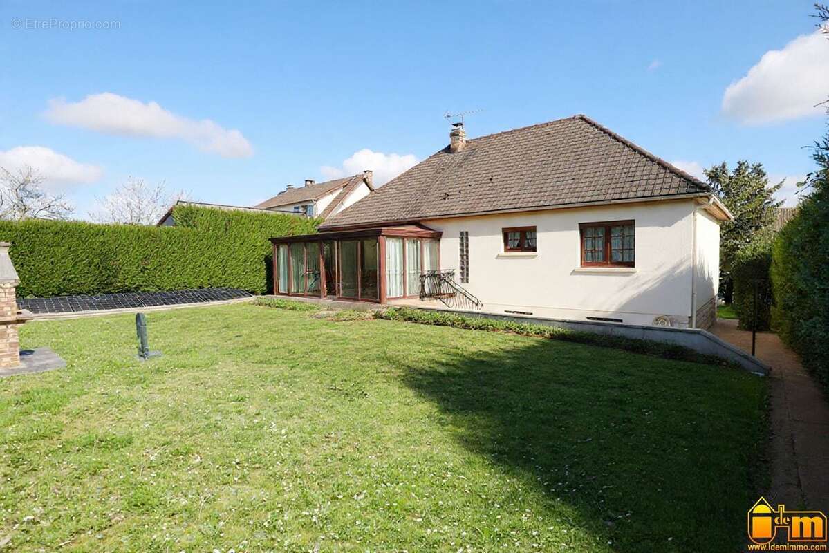 Maison 152 m² à Mereville  - photo 2
