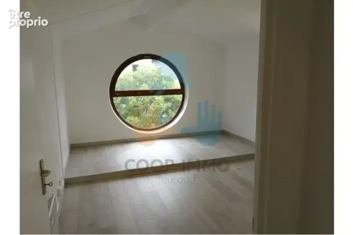 Studio - 27m2 - Quartier Mirail - photo 2