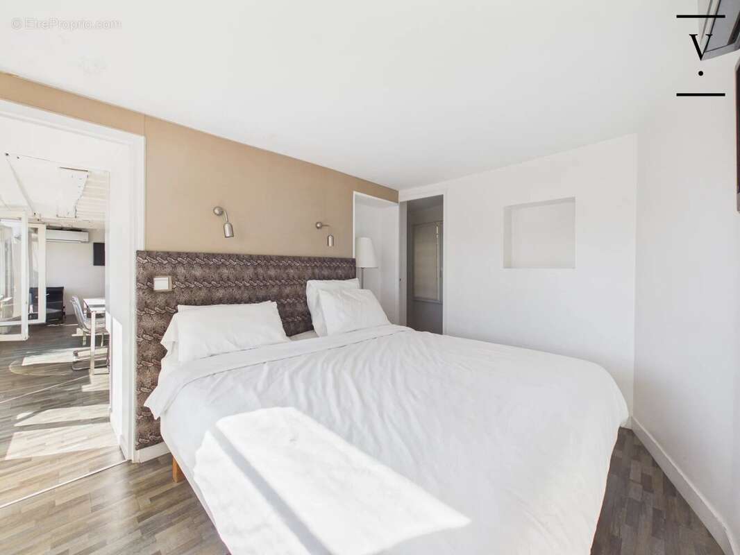 Appartement à PARIS-8E