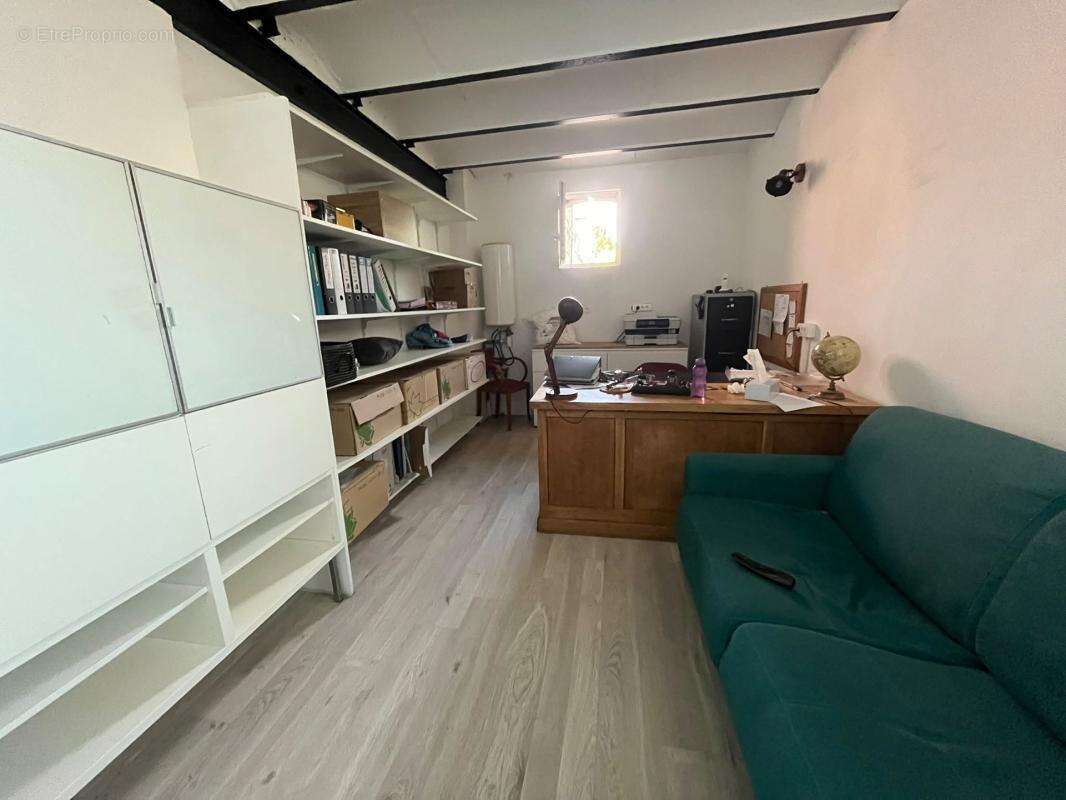  PRESTIGE & ESPACE : Splendide Maison Loft de 251 m² avec 5 Chambres, Jardin, Garage, Piscine  ‍ - photo 10