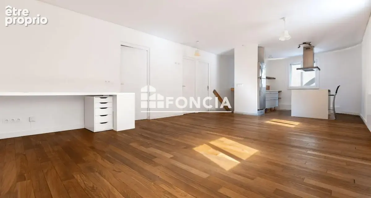 Exclusif villeneuve les maguelone plein centre superbe ff3 de 65 m2 hab vendu avec un cellier - photo 9