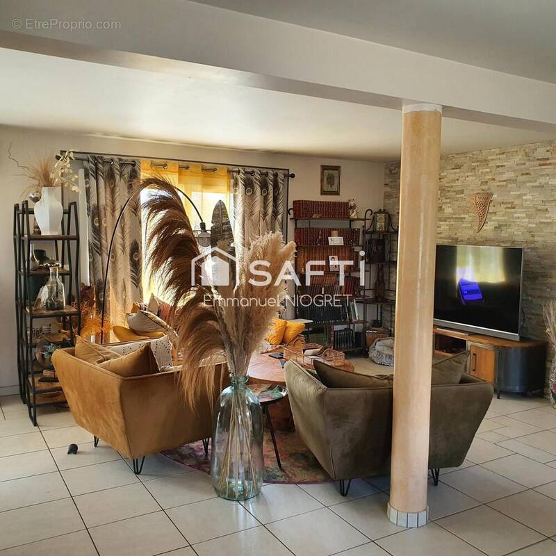 Photo 1 - Maison à LABRUYERE