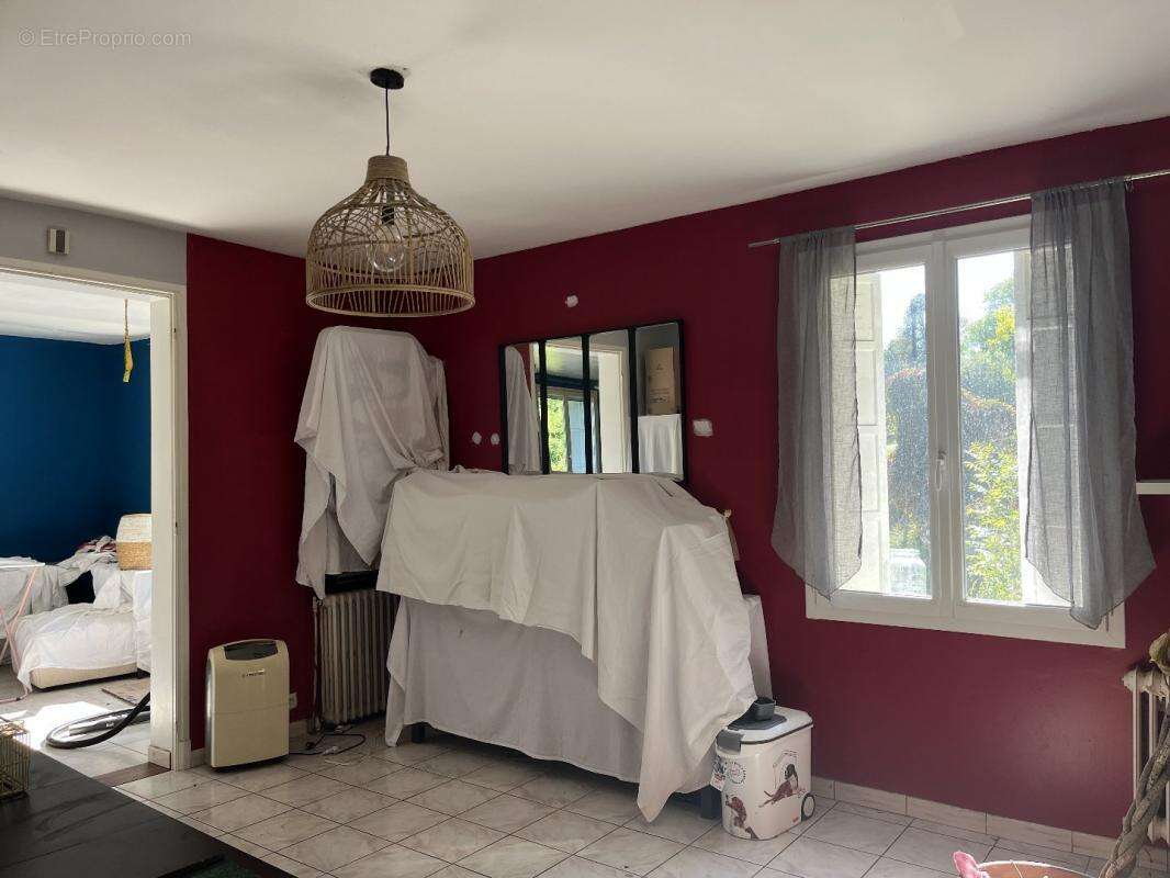 Maison à LISSAC-ET-MOURET