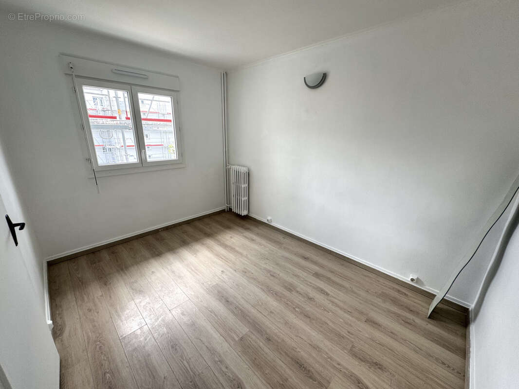 Appartement de type F3 - Villepinte - photo 4