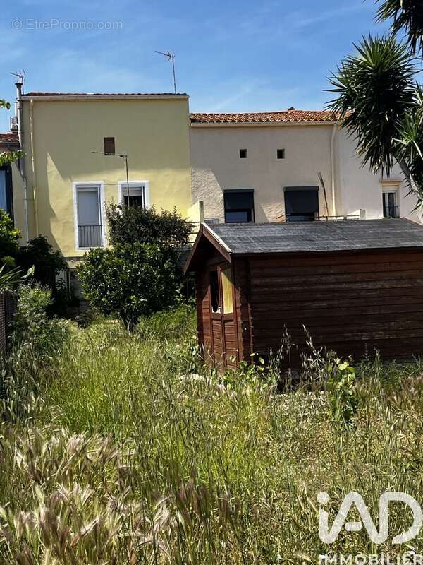 Photo 3
