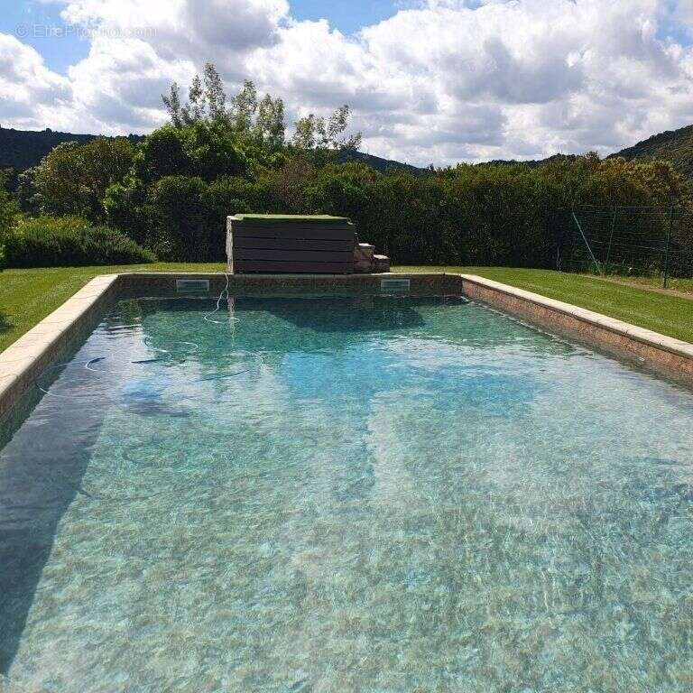 Photo 8 - Maison à ROQUEBRUN