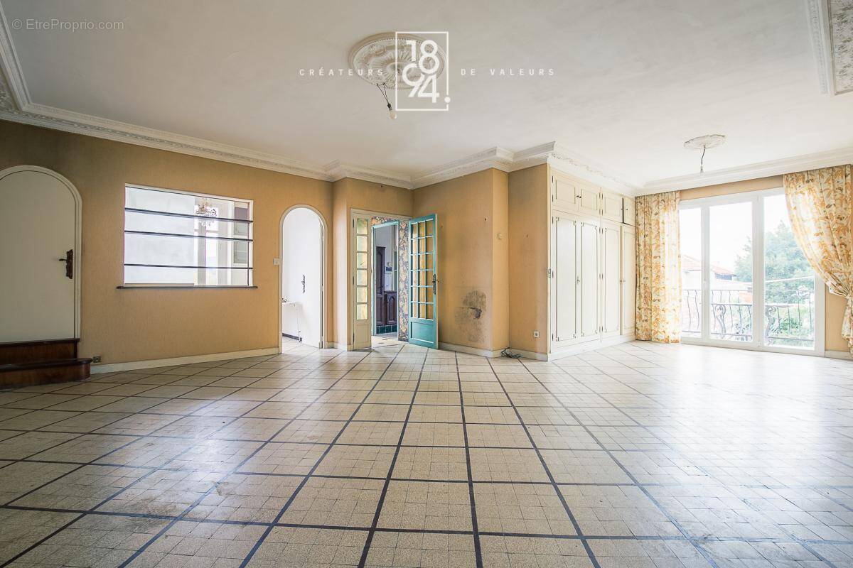 Maison à MARSEILLE-11E