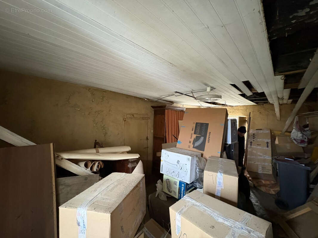 Maison à PAYRIN-AUGMONTEL