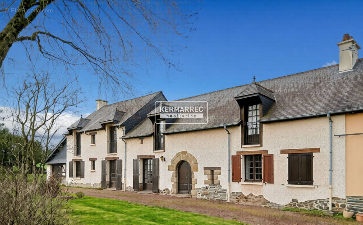 Maison à DOMLOUP