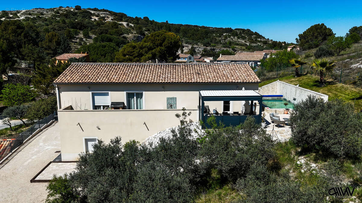 Villa contemporaine 2018 de 150m2  dpe a  piscine pierre de bali  300m du village  caumont-sur-durance - photo 12