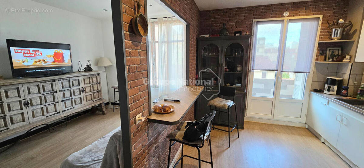 Appartement à MARSEILLE-7E