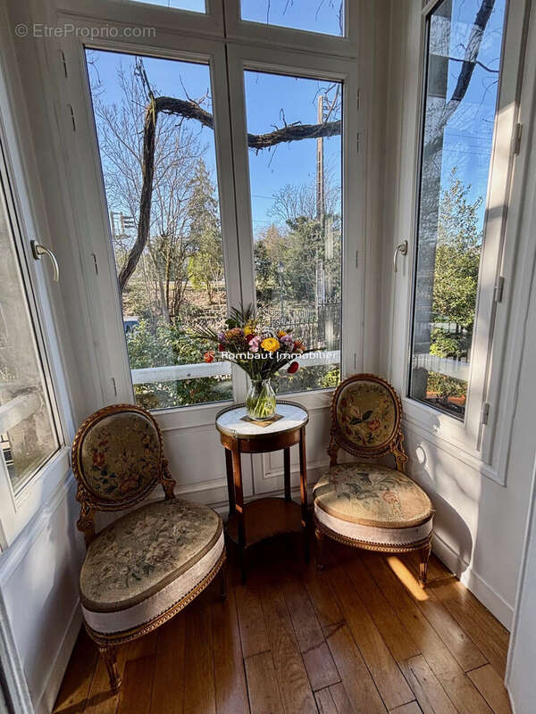 Maison à LA CELLE-SAINT-CLOUD