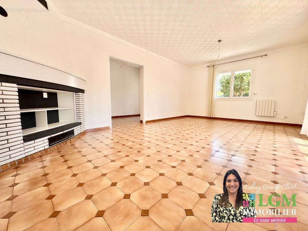 Maison à SAINT-JEAN-DE-VEDAS