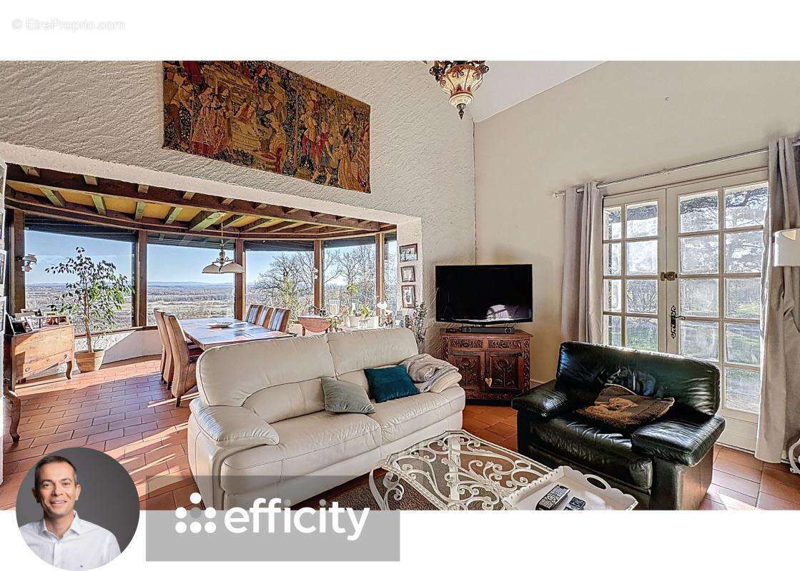 Maison à MONETAY-SUR-ALLIER