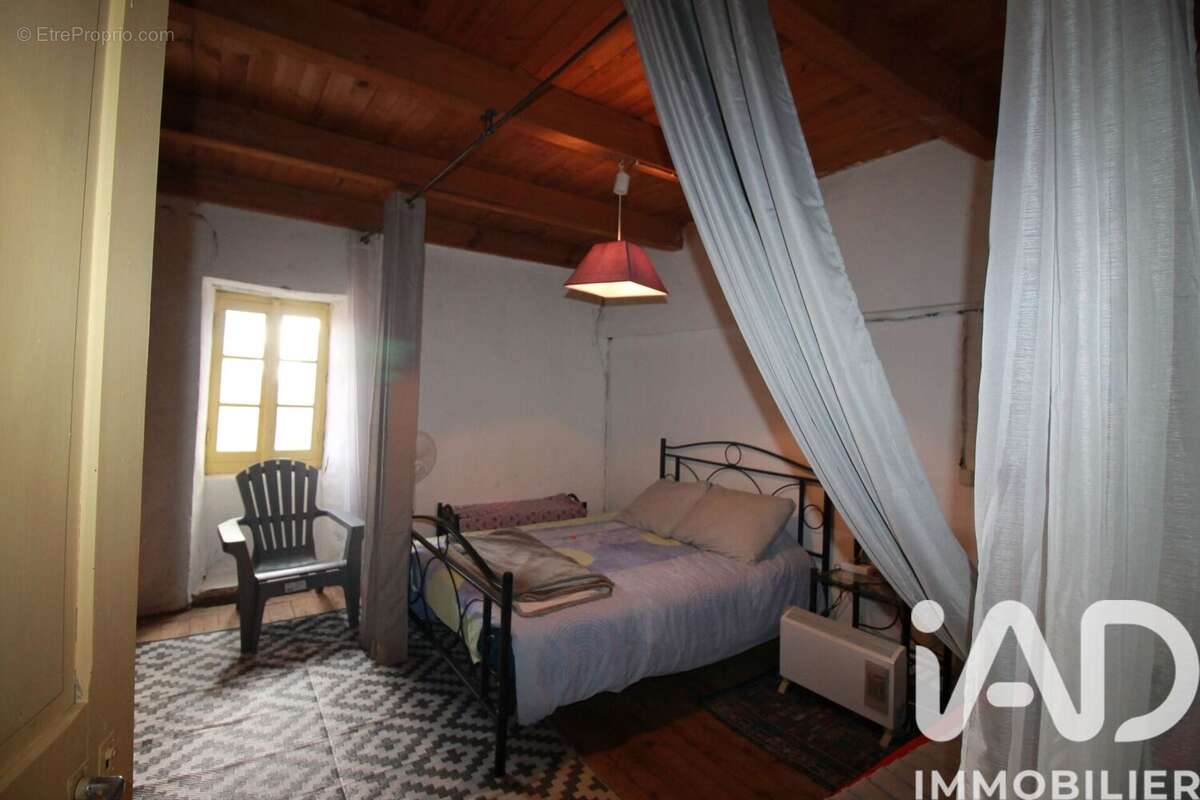 Maison 88 m² à Montjaux  - photo 8