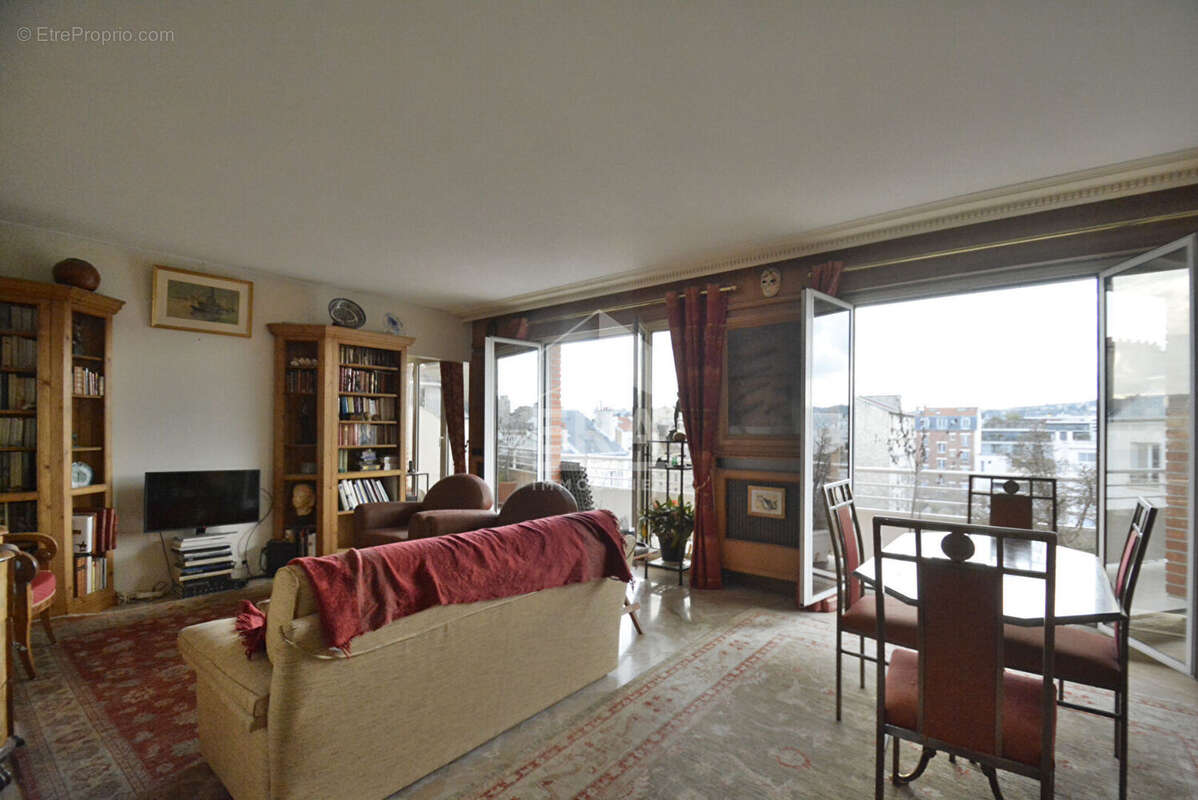 Appartement à BOULOGNE-BILLANCOURT