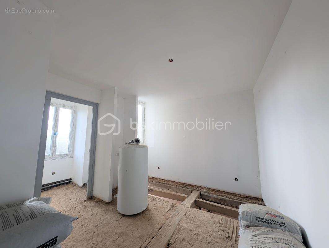Appartement à CHATEAU-RENARD