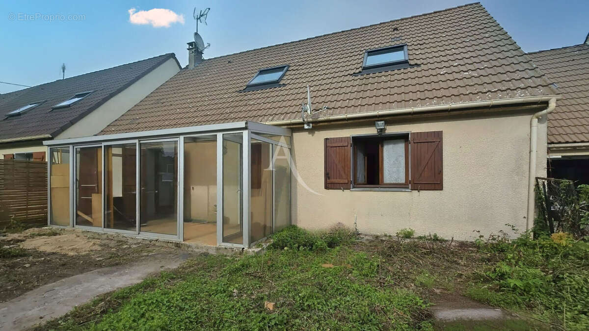 Maison à COULOMMIERS