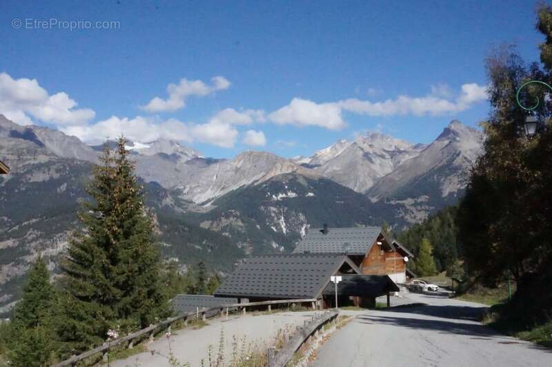 Appartement à AVRIEUX